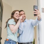 Stel selfie huis