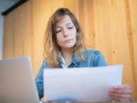 laptop formulier medewerker collega
